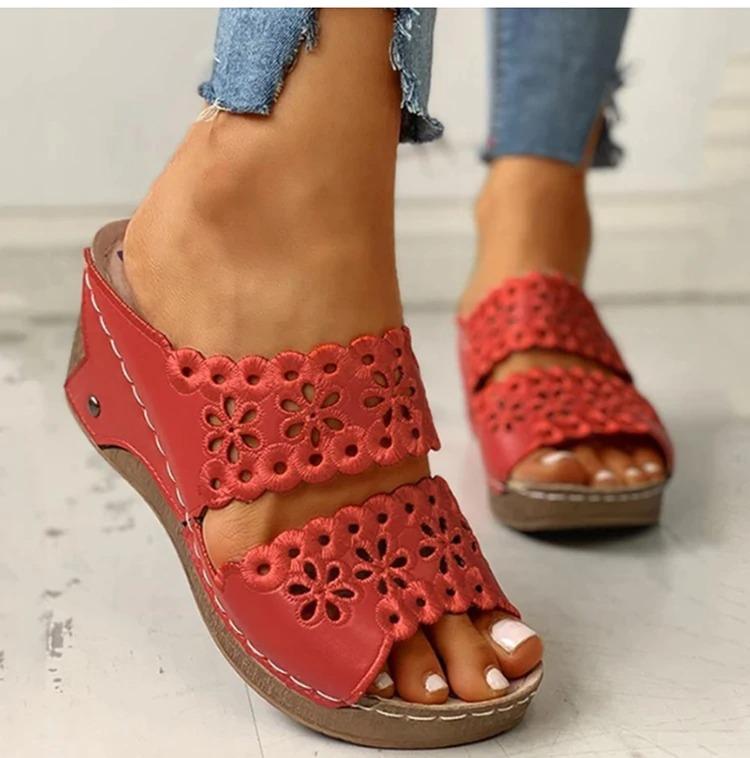 Women's Slip On Flat Sandals